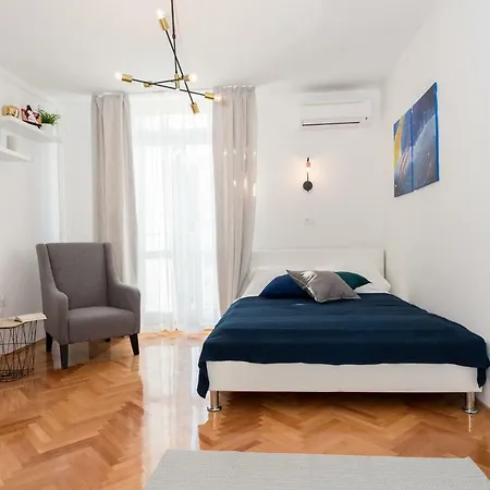 Apartment Var Daire *